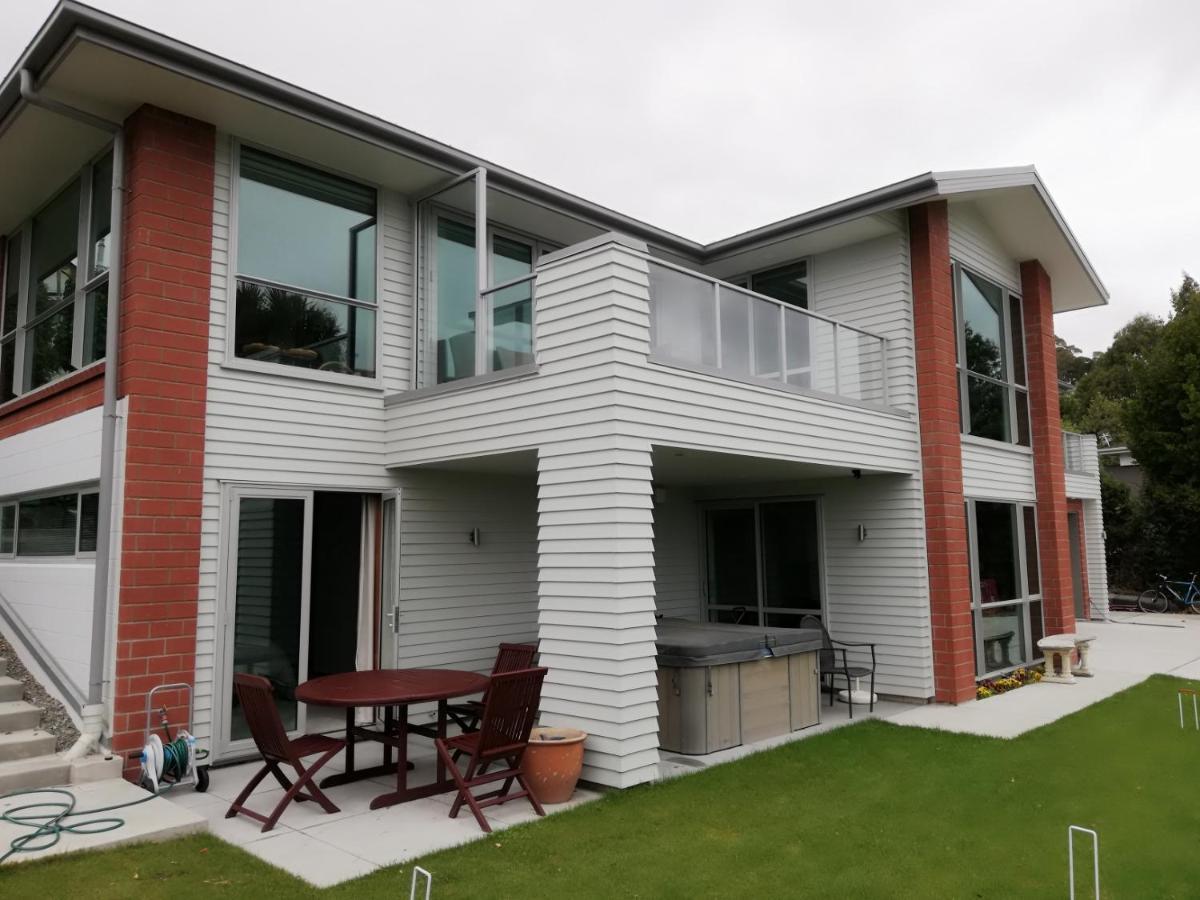 Whaka Heights Bed & Breakfast Крайстчърч Екстериор снимка
