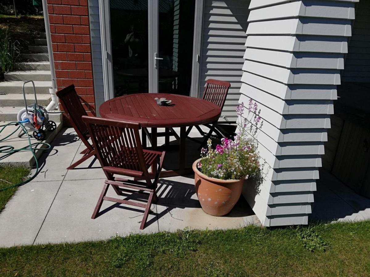Whaka Heights Bed & Breakfast Крайстчърч Екстериор снимка